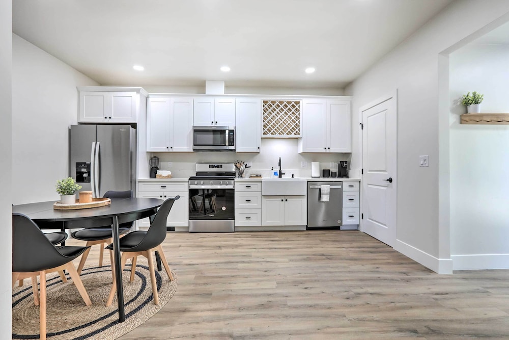 House (2 Bedrooms) photo 2