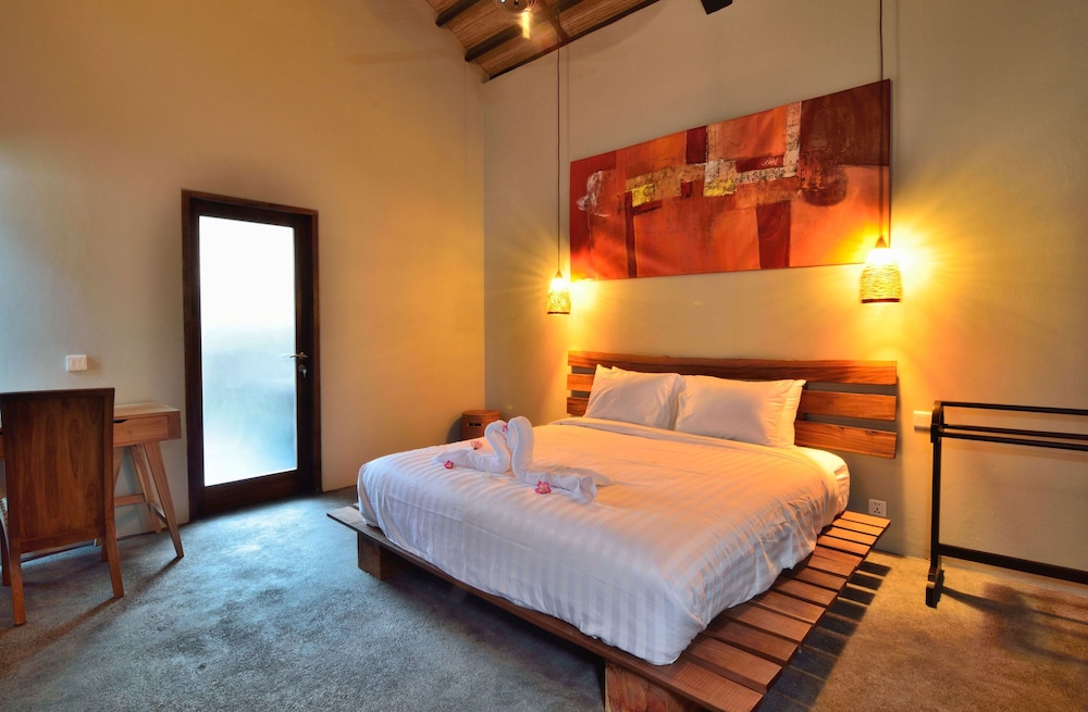 Luxury Villa, 2 Bedrooms photo 3