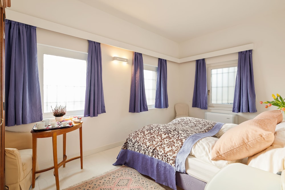 Triple Room, Annex Building photo 1