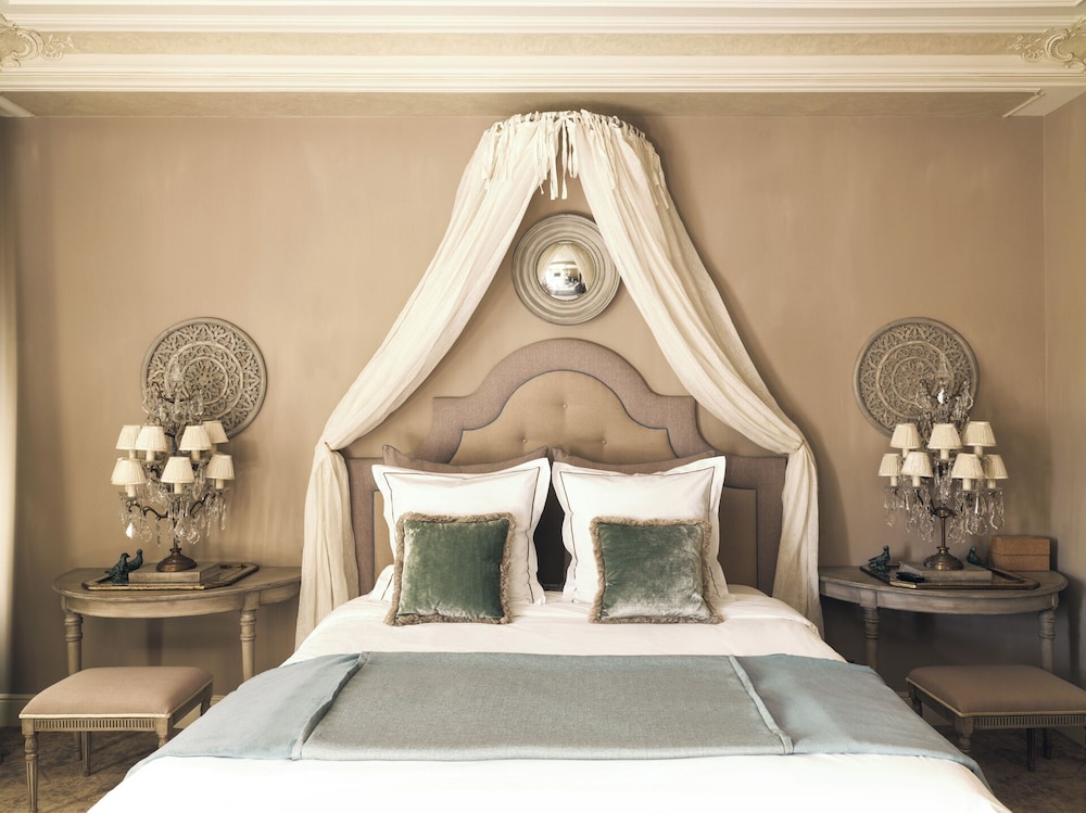 Signature Room photo 3