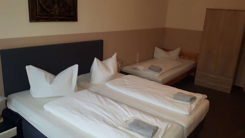 Triple Room - Photo 2