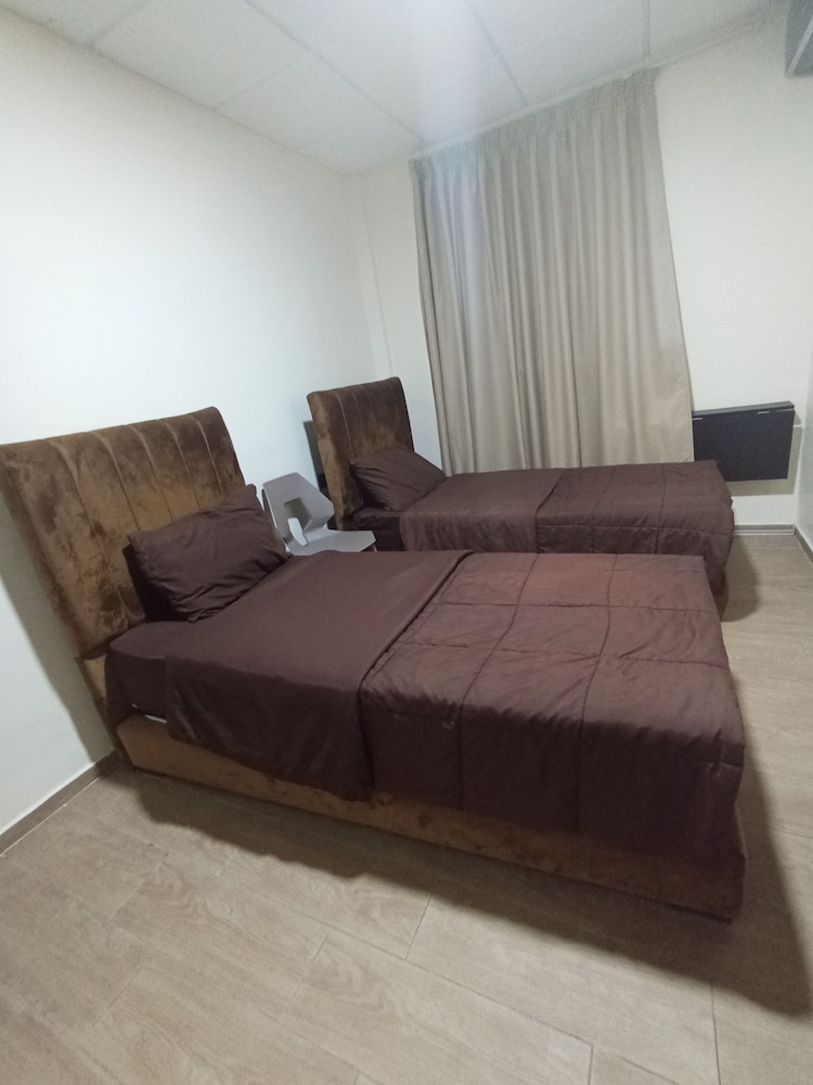 Standard Twin Room photo 2