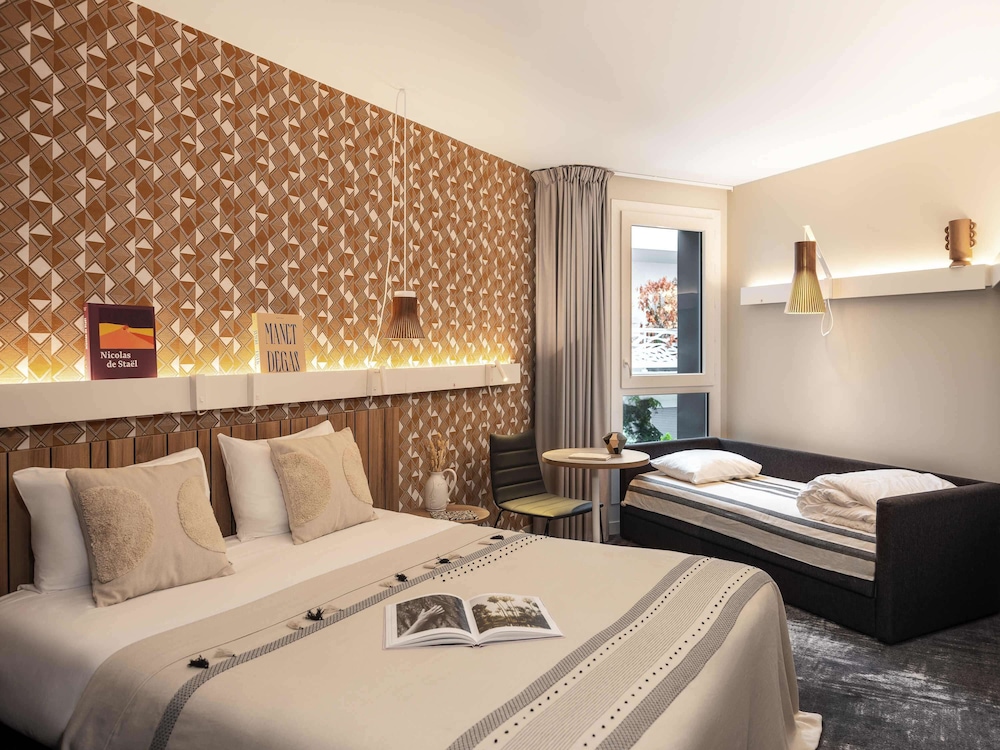 Triple Room with 1 double bed + 1 sofa bed