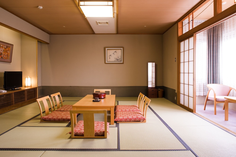 Superior Japanese Style Room