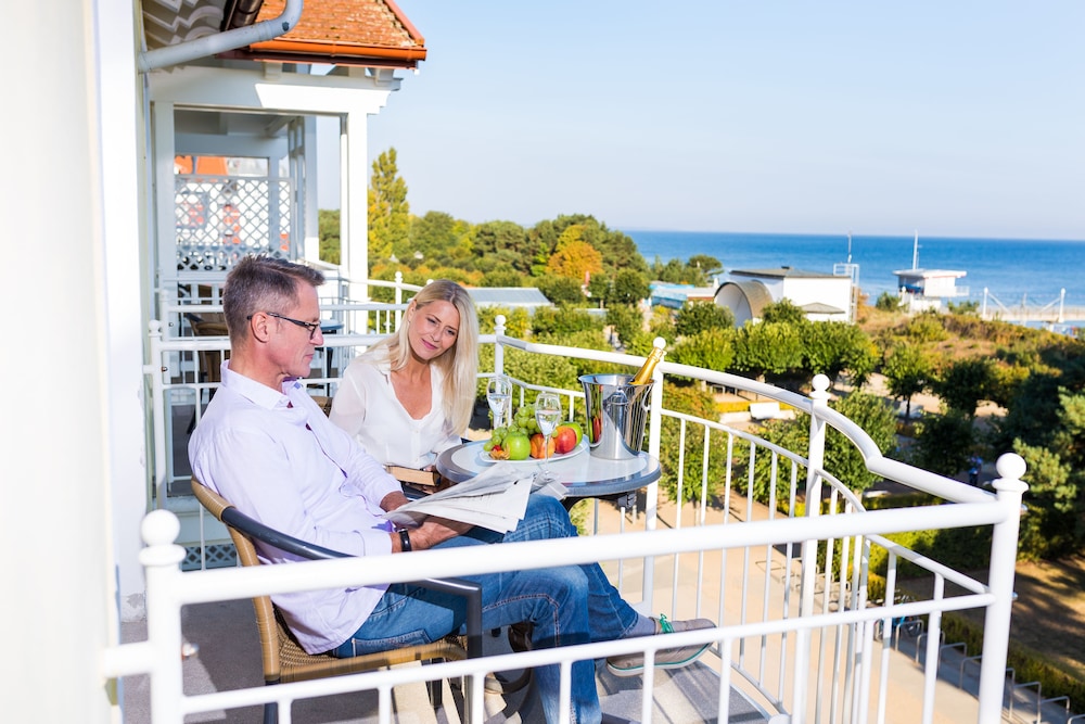 Double Room, Sea View - Photo 2