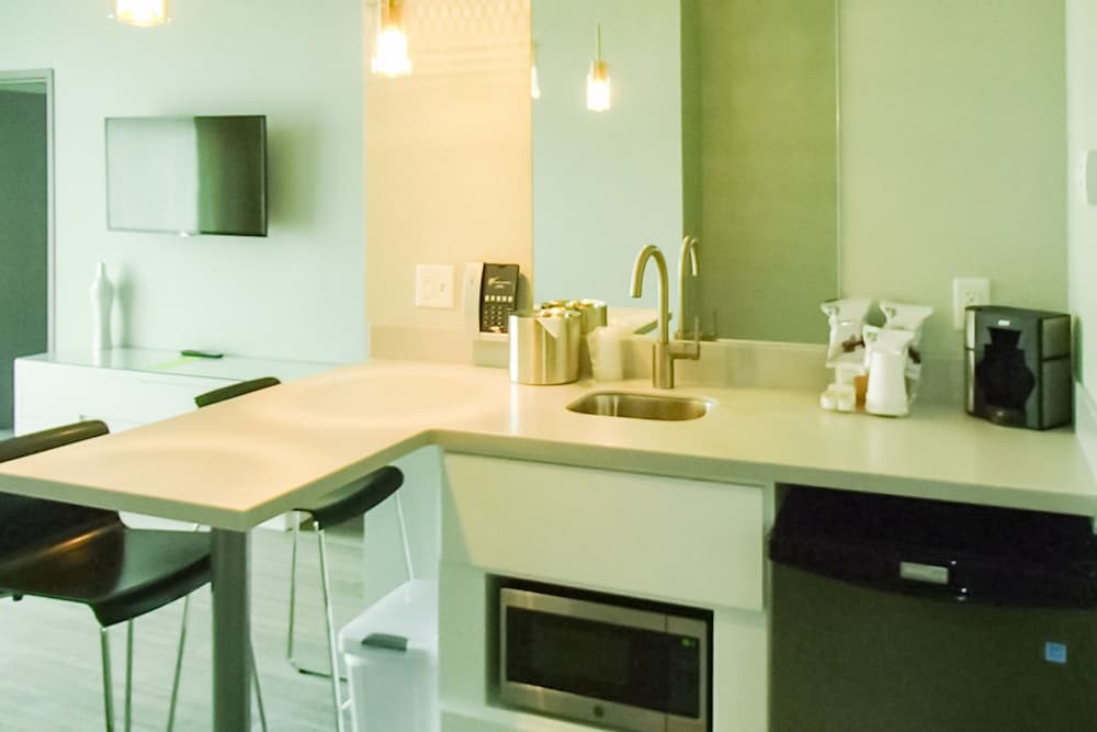 Luxury Suite photo 2