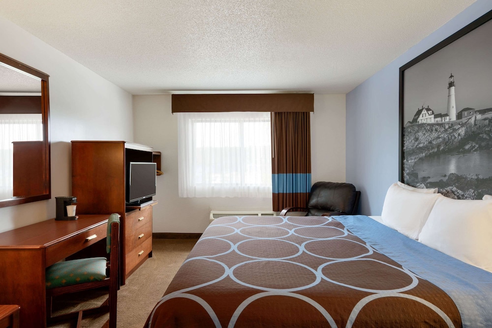 Standard Room, 1 King Bed