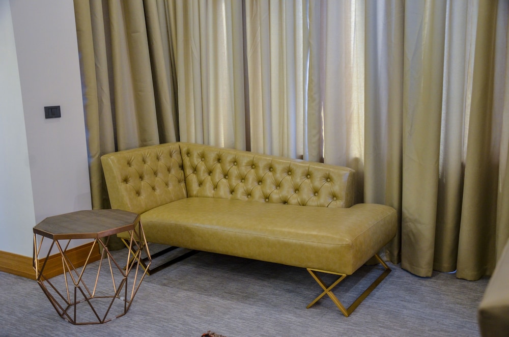 Junior Suite, 1 King Bed