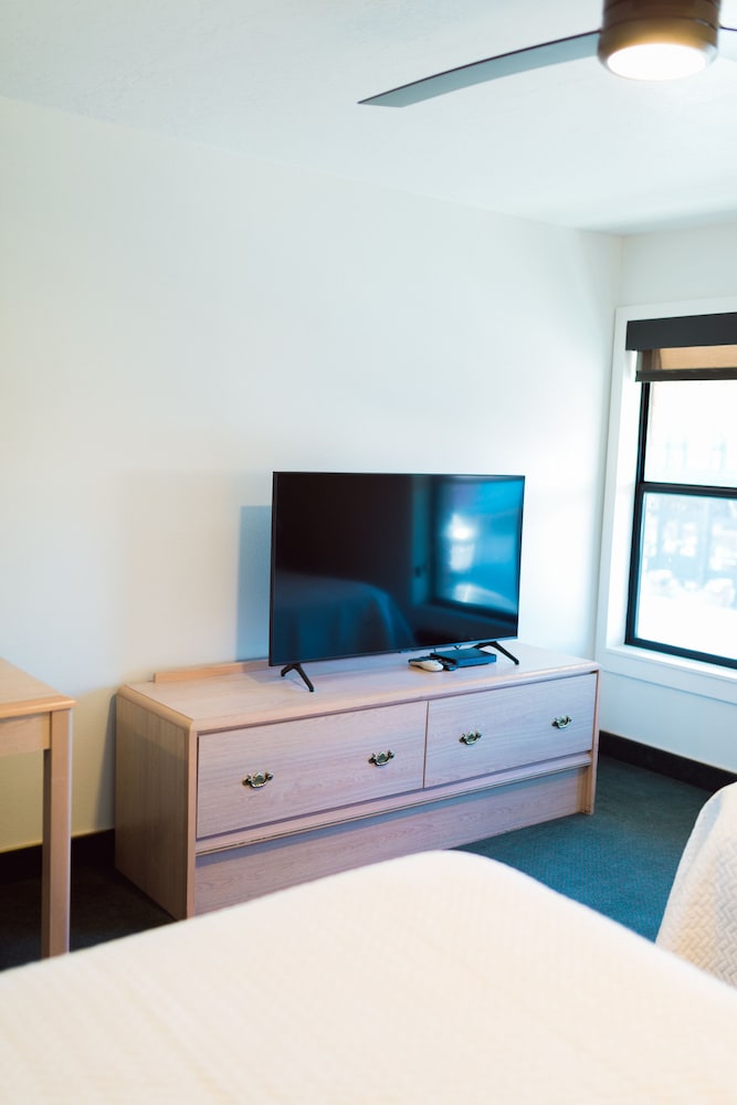 Standard Room, 2 Double Beds - Photo 3