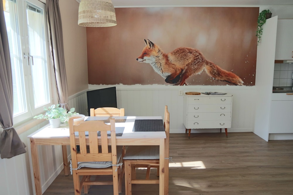 Design Apartment, 2 Twin Beds, Non Smoking, Lake View