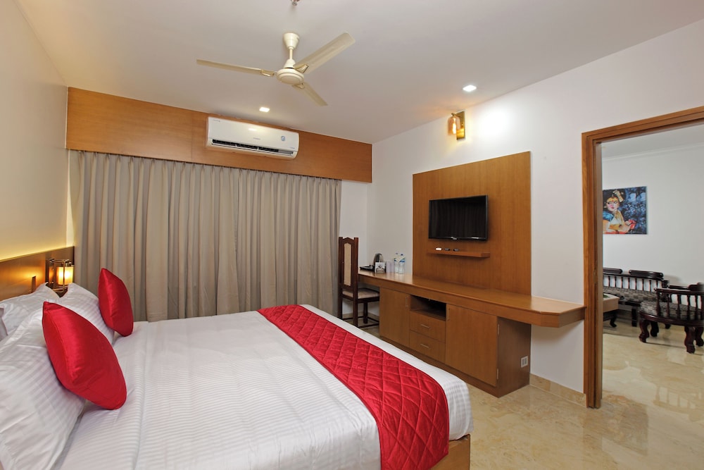 Luxury Suite photo 2