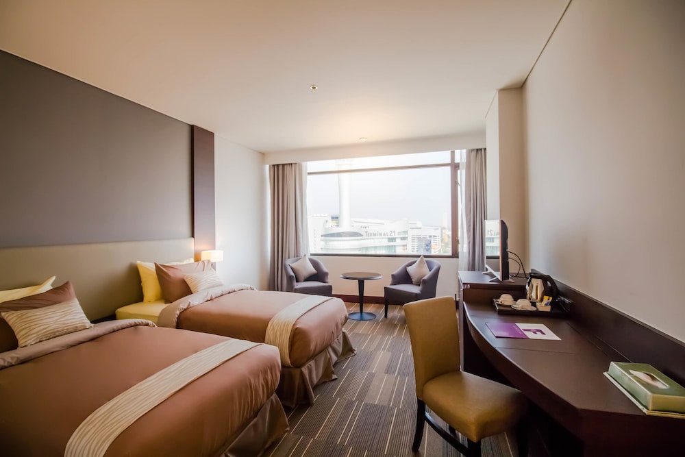 Deluxe Double or Twin Room, City View