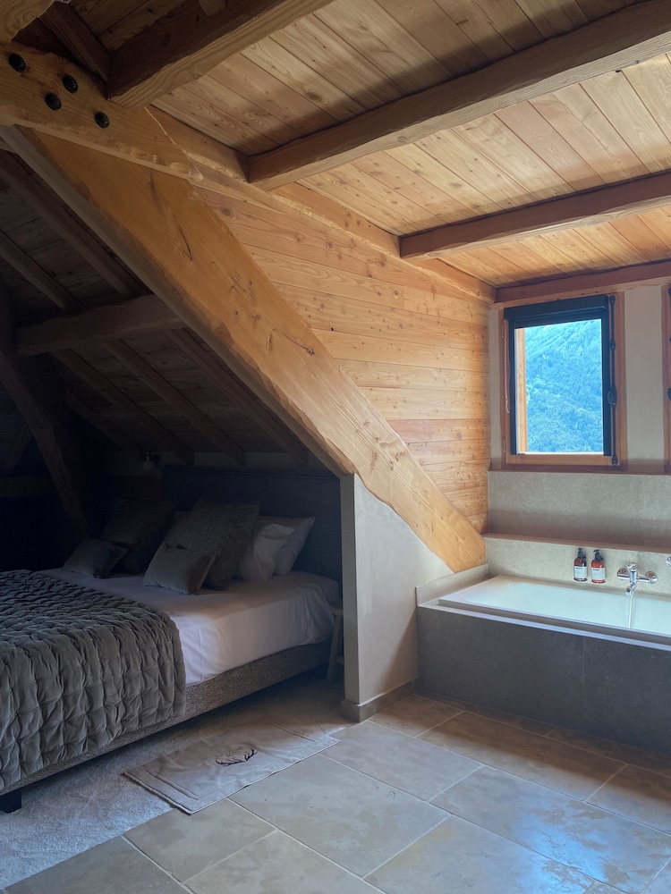 Room 6