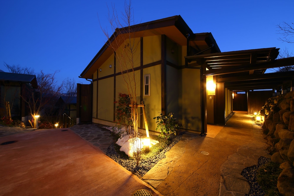 Standard Room w/Terrace & OpenAir Bath&Tatami Area - B - Hanayoshi Area  (Allergy/Vegan option N/A) photo 2