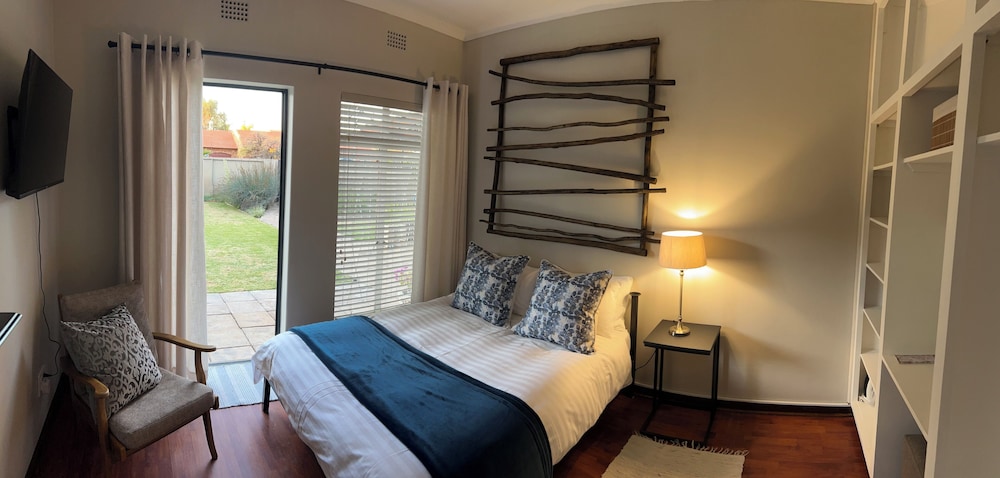 Standard Room, Garden View