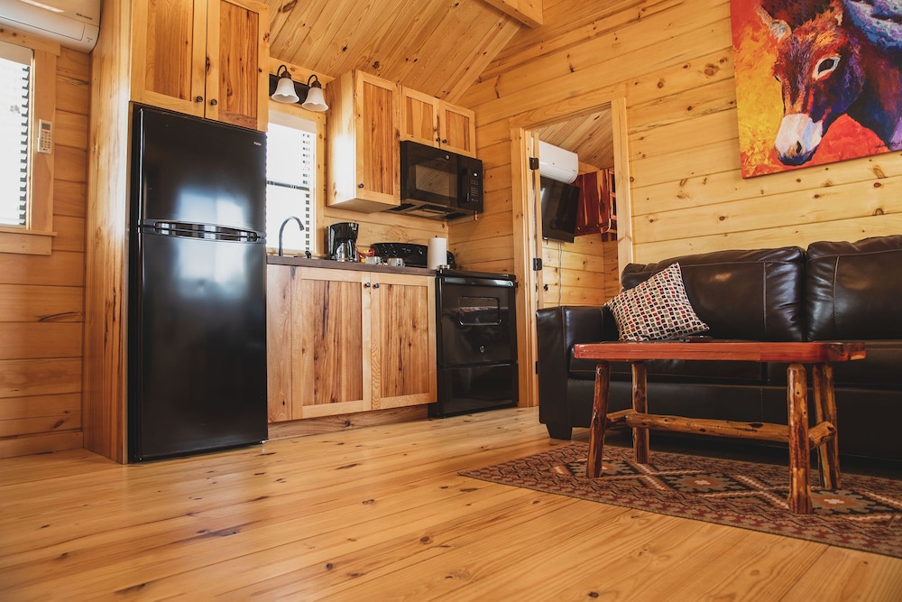 Deluxe Cabin photo 2