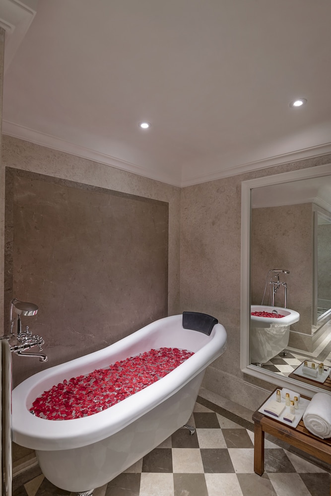 Aurika Suite with Private Plunge Pool - Photo 2