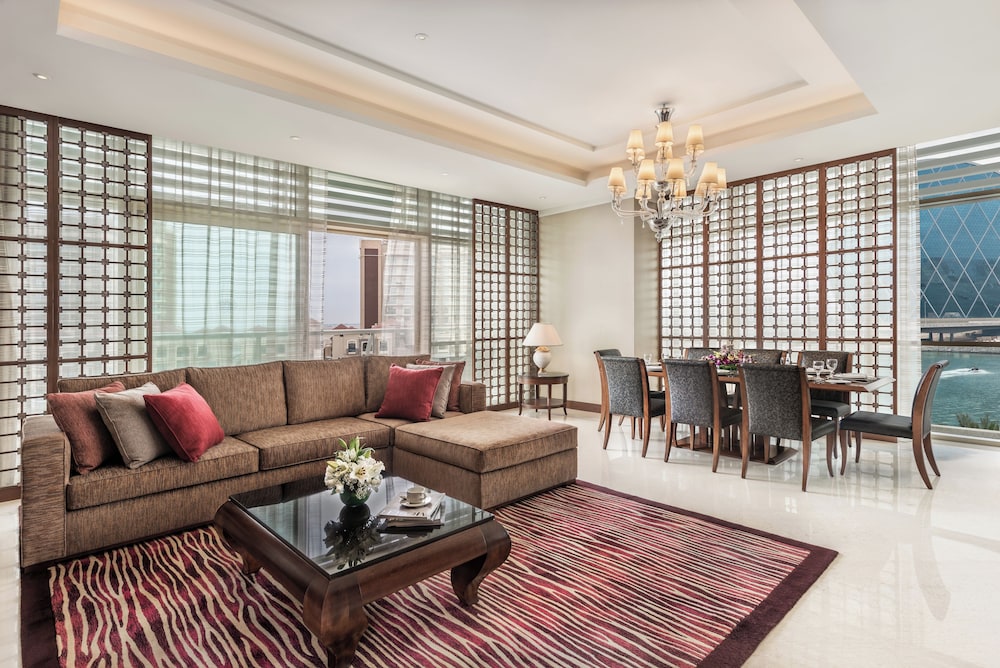 Suite (Al Raha Suite) photo 2