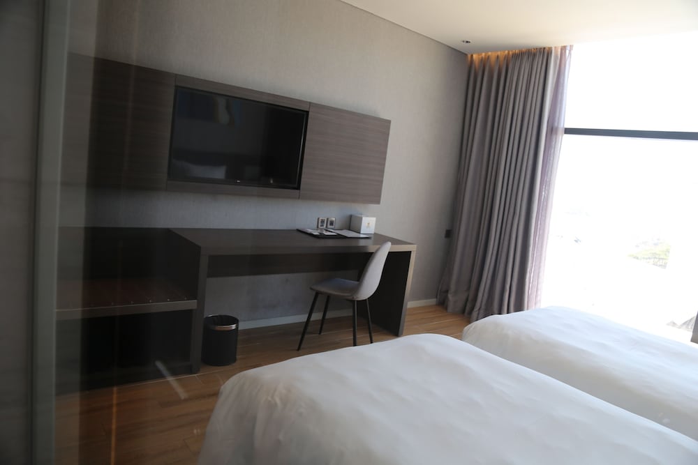 Classic Twin Room, NO VIEW photo 3