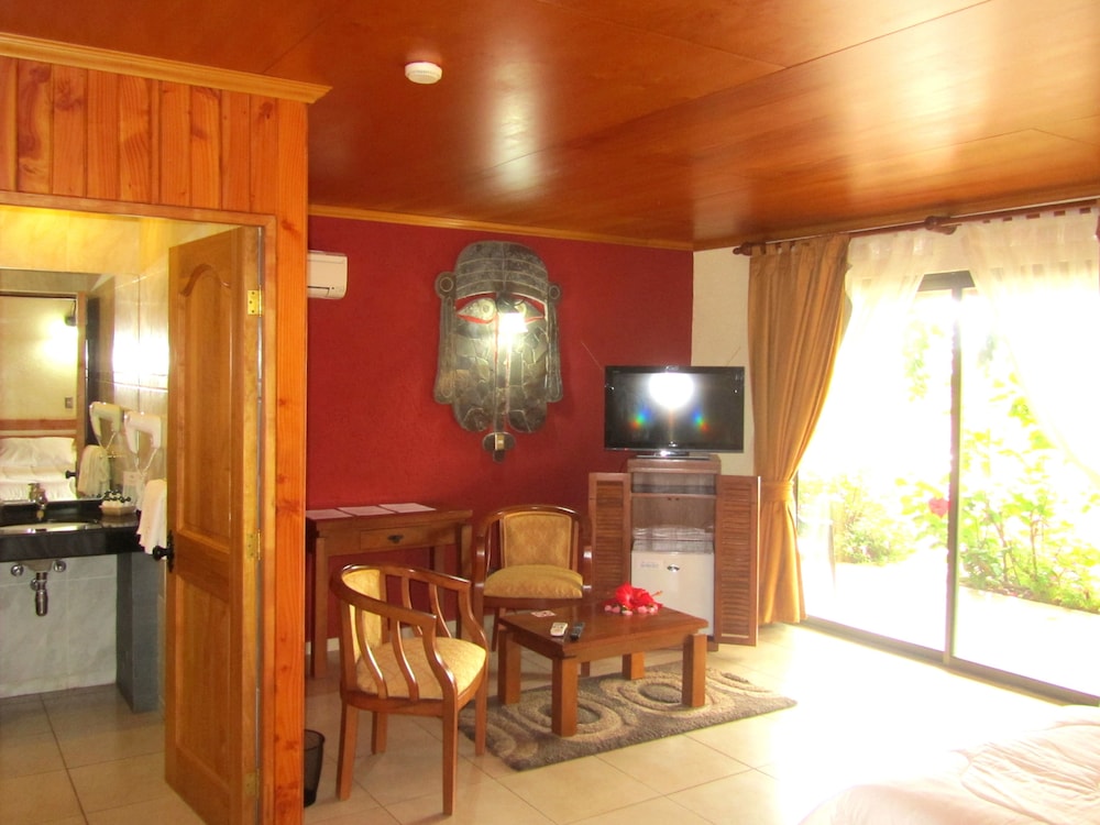 Superior Triple Room photo 3