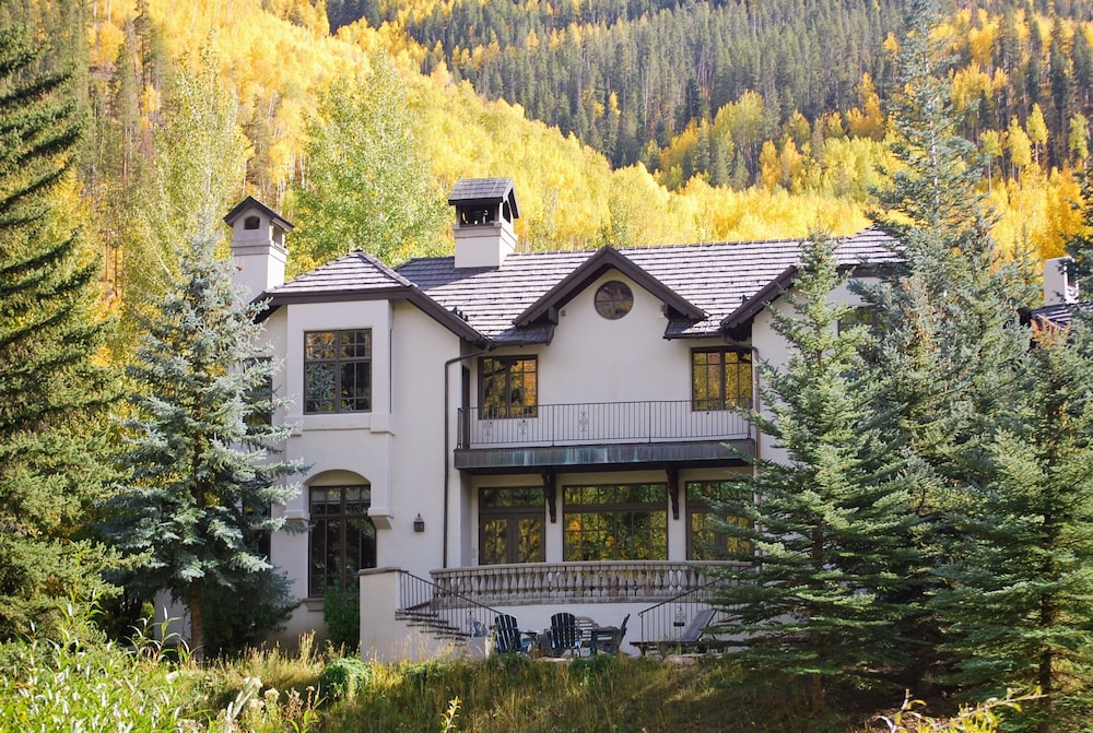 House (9 Bedroom Platinum Residence)