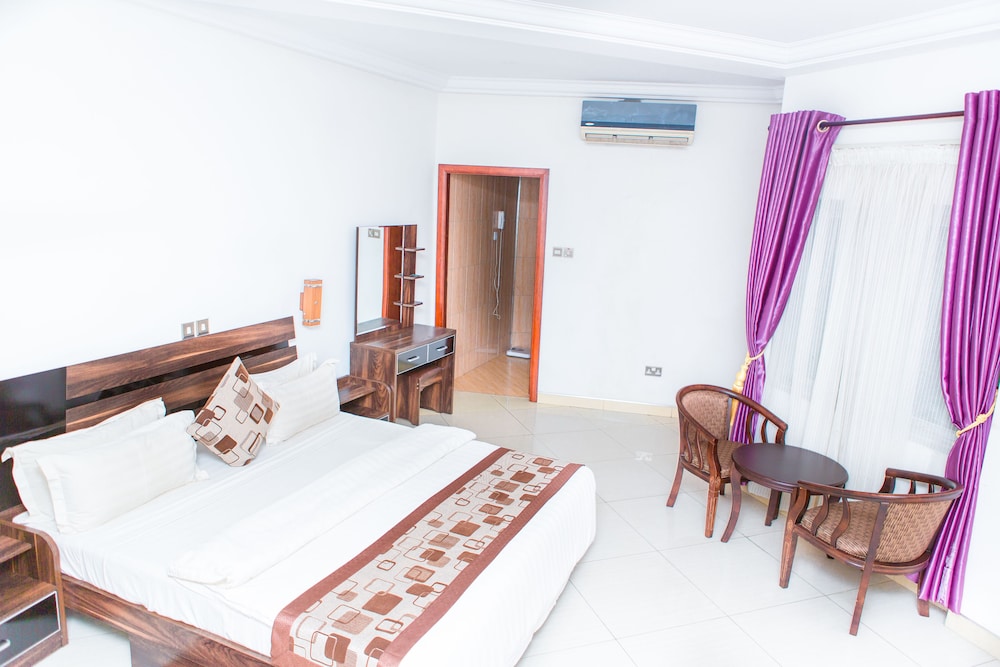 Deluxe Double Room photo 2