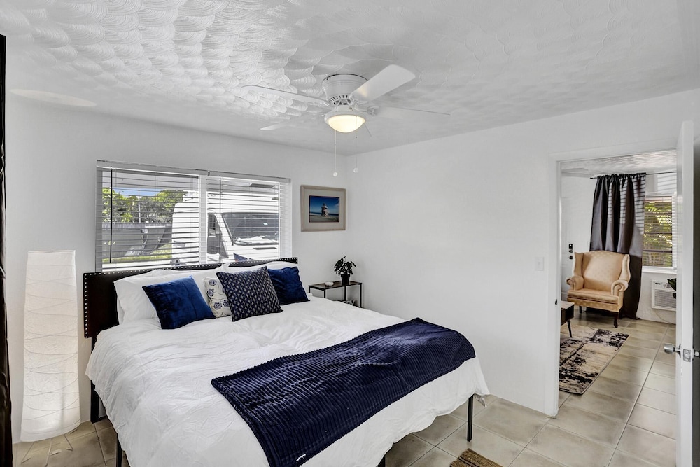 Comfort Apartment, 1 Bedroom, Courtyard View, Courtyard Area