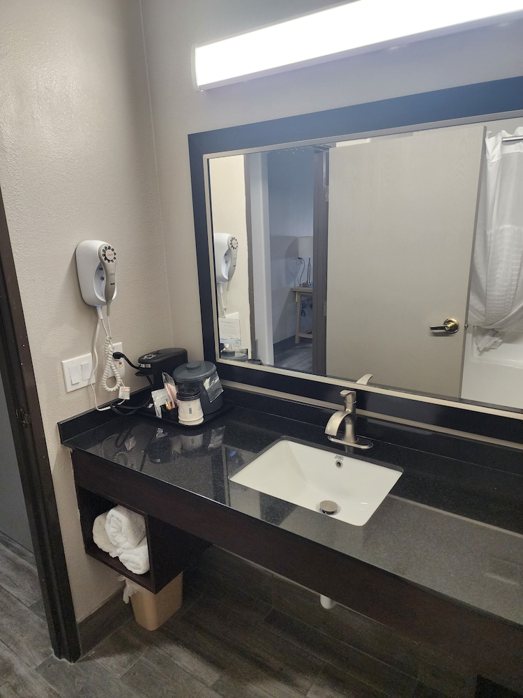 Studio Suite, 2 Queen Beds, Non Smoking - Photo 13