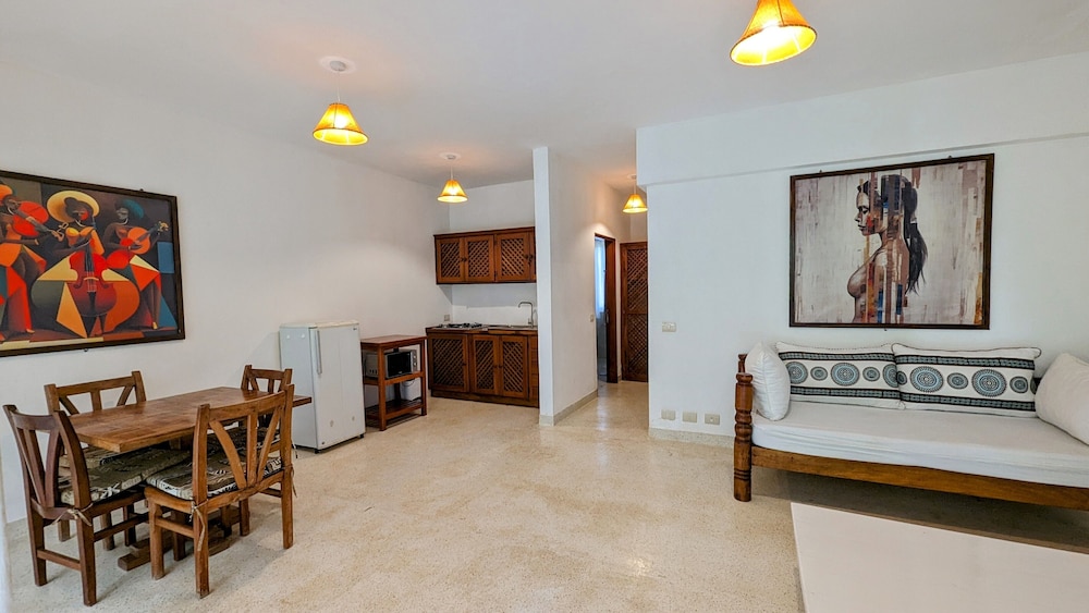 Traditional Suite, 1 Bedroom, Garden View, Ground Floor - Photo 8