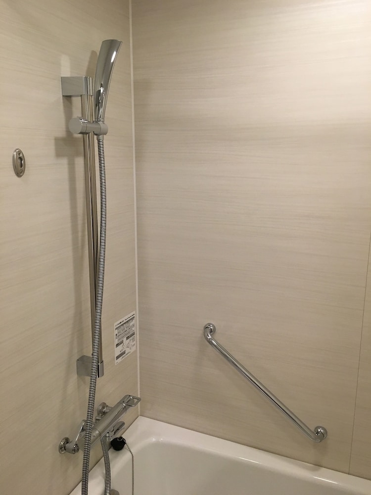 Deluxe Queen Room, Non Smoking - Photo 10
