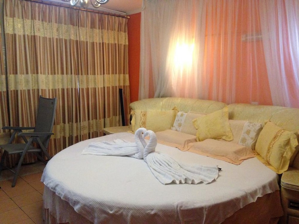 Family Suite photo 2