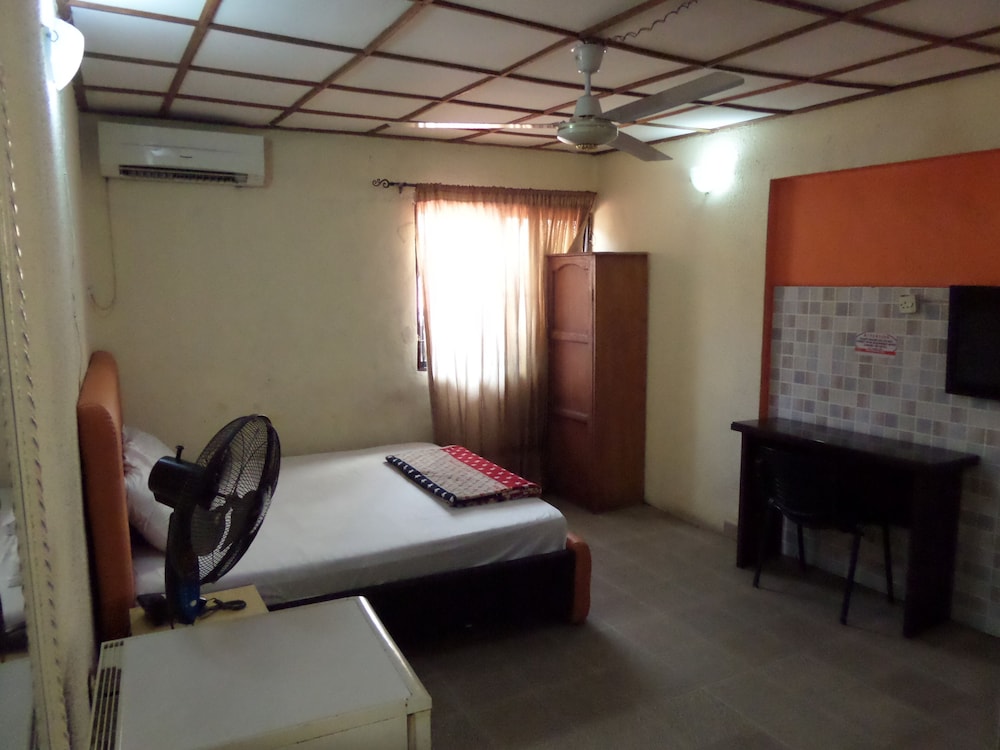 Standard Room photo 3