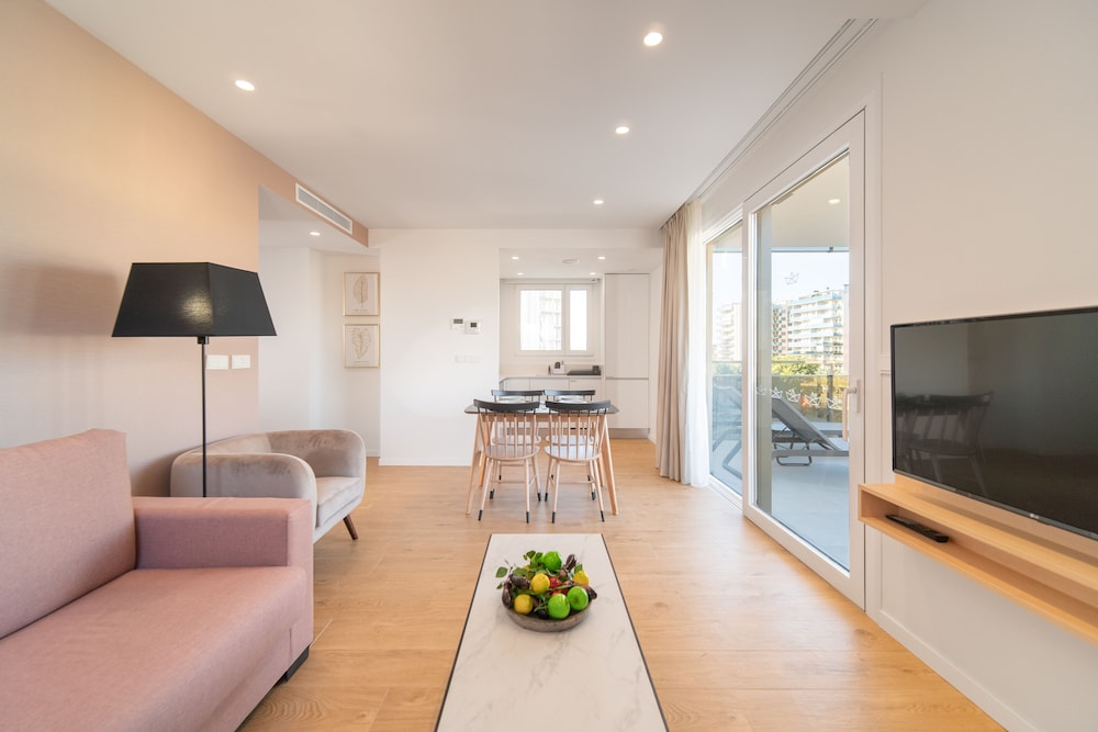 Superior Apartment, 2 Bedrooms, Terrace, Park View