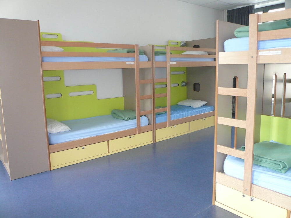 Bed In 6-Bed Female Shared Room