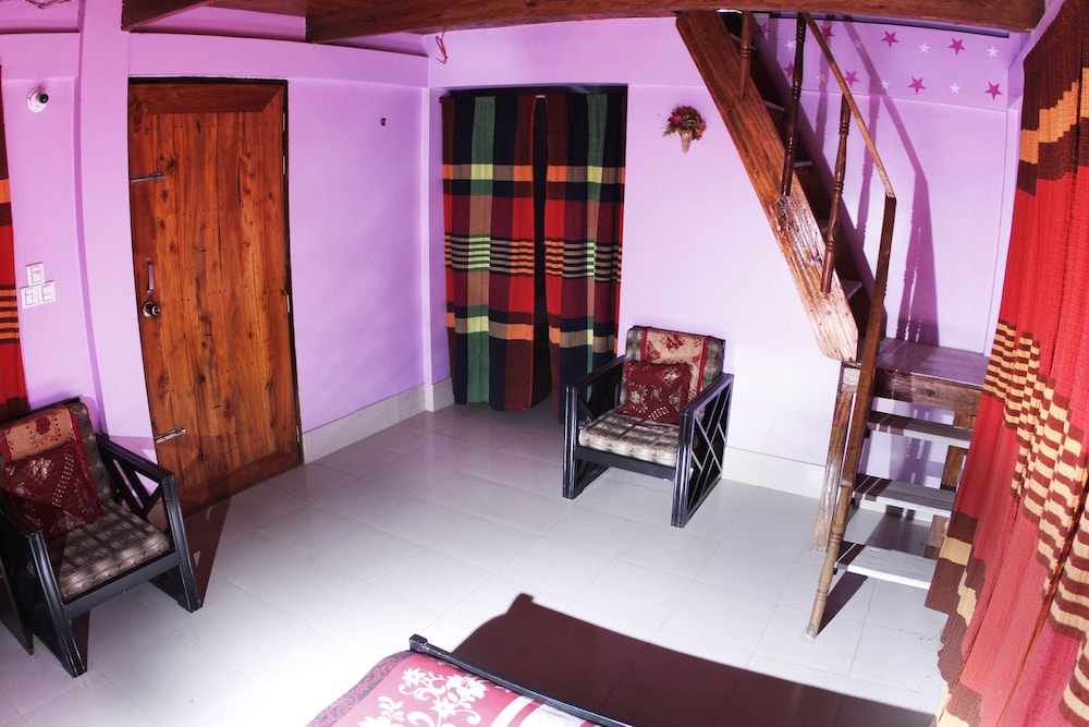 Deluxe Bungalow, 2 Bedrooms, Non Smoking photo 3
