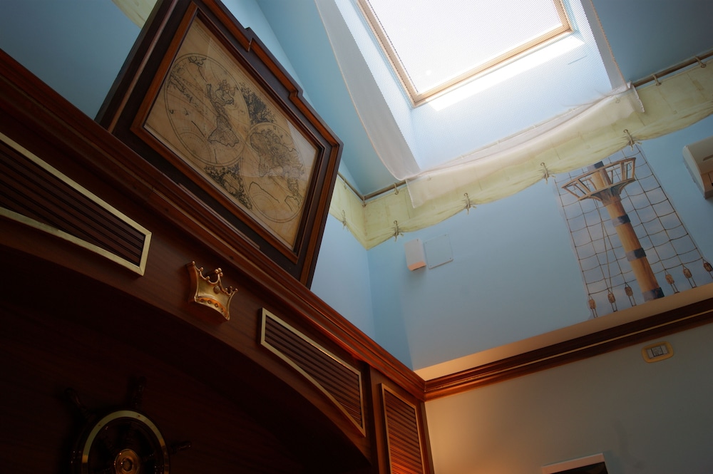 Economy Room - Photo 5
