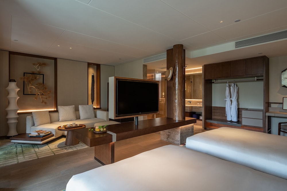 Basic Room, Courtyard View photo 3