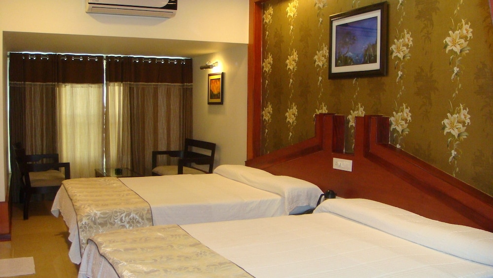 Deluxe Quadruple Room, 1 Bedroom, Sea View photo 2