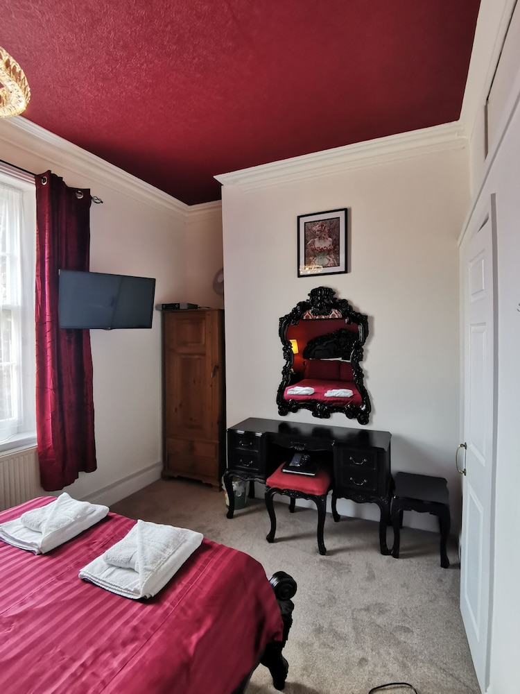 Standard Double Room photo 3