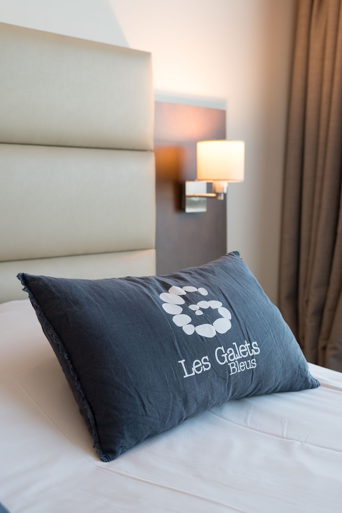 Double Room, Ensuite, Sea View photo 3