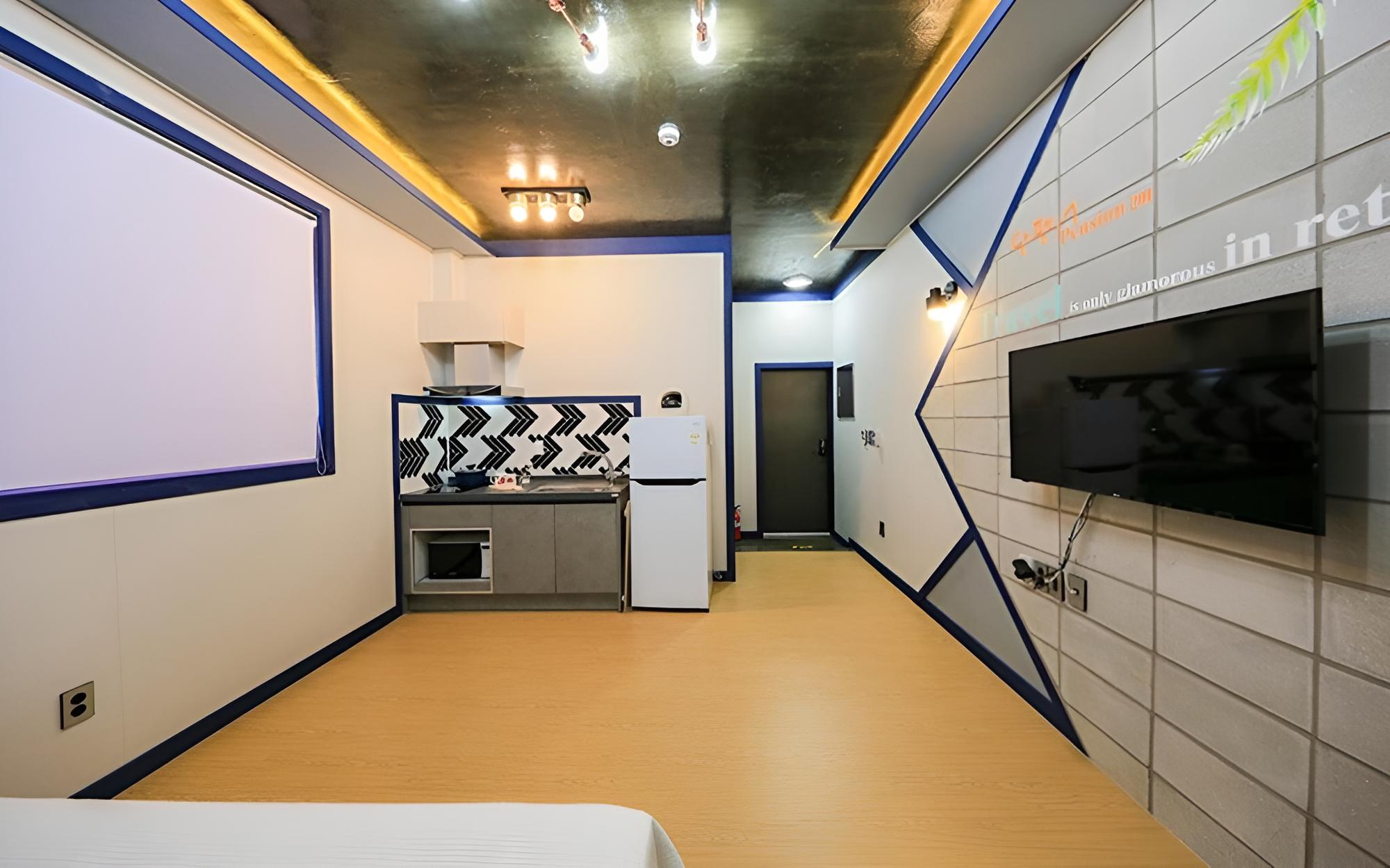Room (Room 201 (Ondol room)) - Photo 2