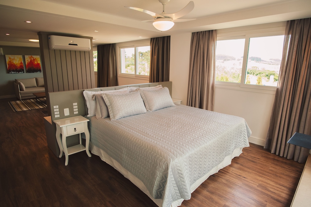 Exclusive Studio Suite, Garden View photo 3