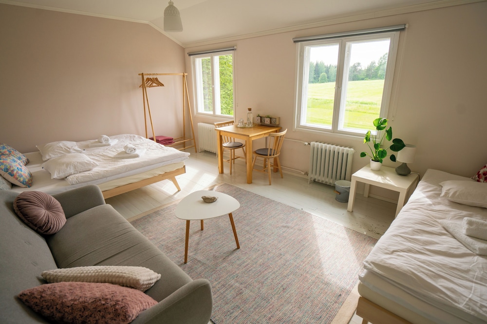 Lupiini Triple Room, Shared Bathroom photo 1