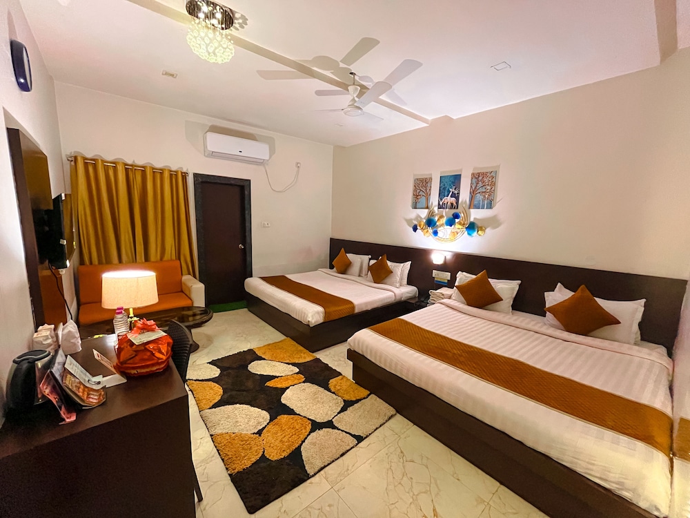 Premium Quadruple Room
