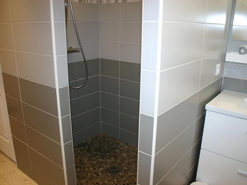 Cottage, Private Bathroom (Gîte Citron) photo 3