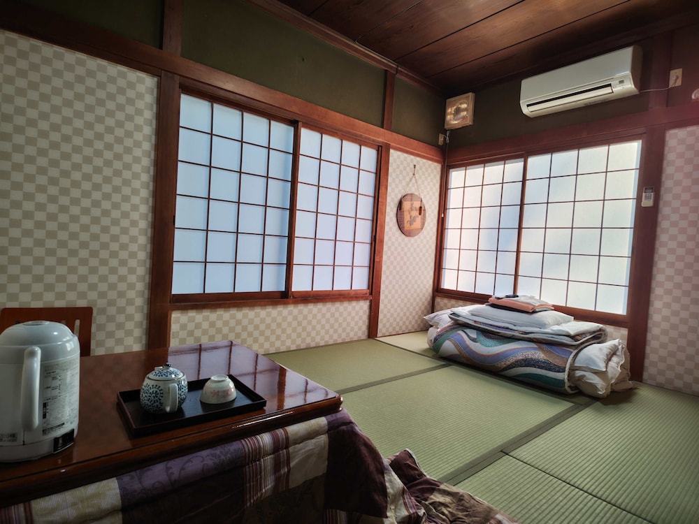 Single Room, Japanese Futon photo 3