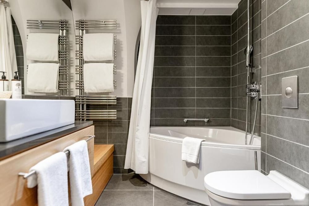 Classic Quadruple Room - Photo 4