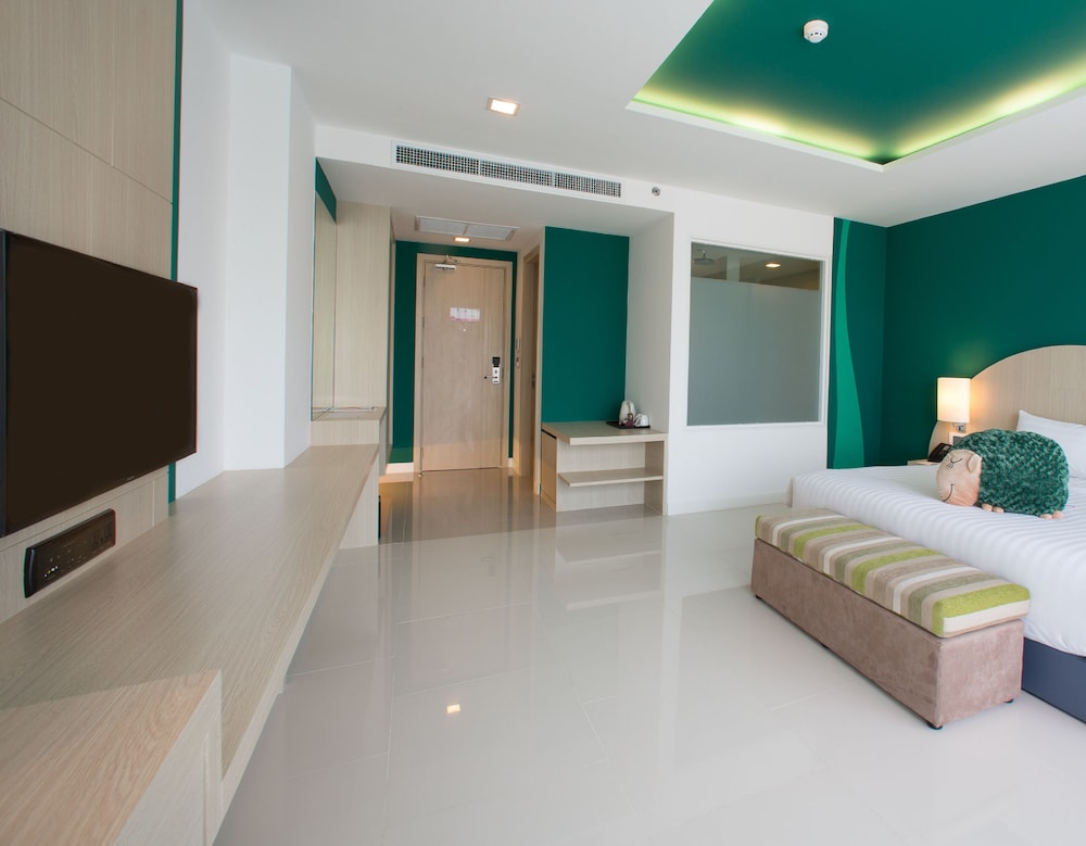Deluxe With Jacuzzi photo 3