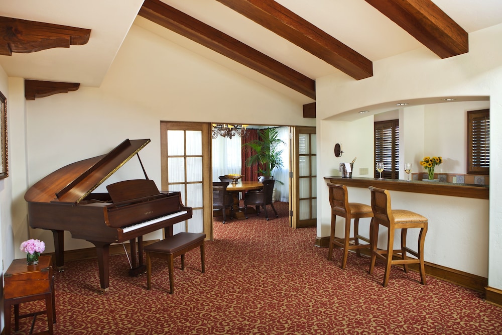 Presidential Suite (Clara Vista)