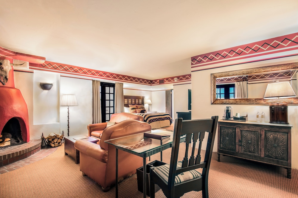 Suite, 1 Bedroom photo 1